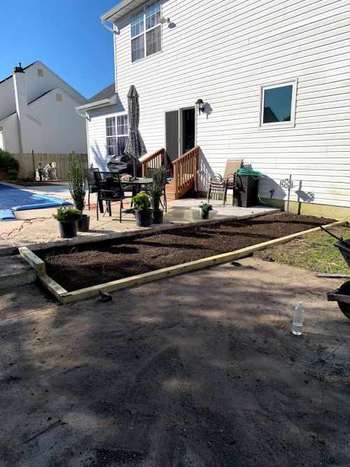  alt='Edwin and his EV Lawn and Landscaping crew did a remarkable job of rebooting the 20 year old landscaping on the front and'