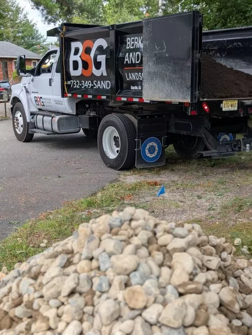 Amazing and honest people! I was in and out of there with materials delivered right in my driveway in less than an hour